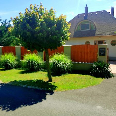House4U Villa Balatonszemes Luaran gambar