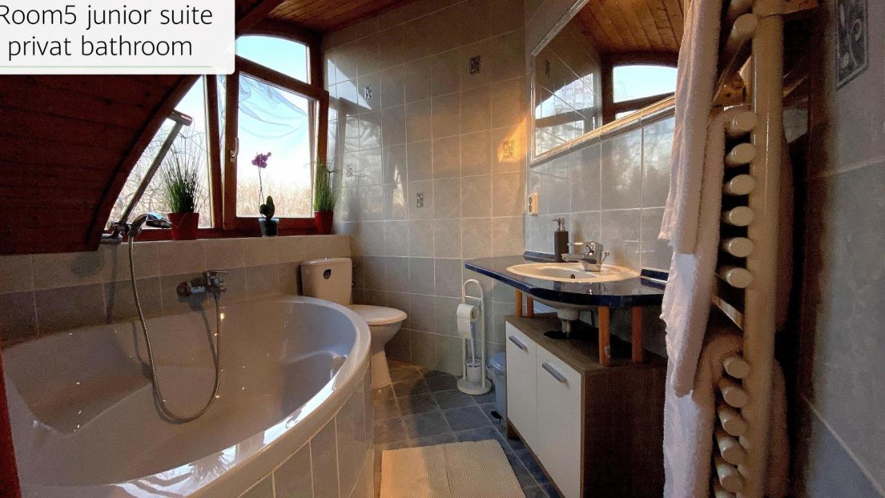 House4U Villa Balatonszemes Luaran gambar