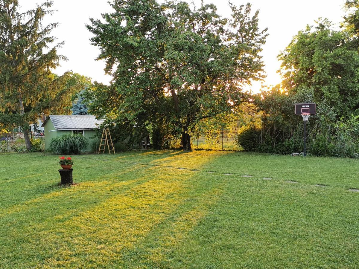 House4U Villa Balatonszemes Luaran gambar