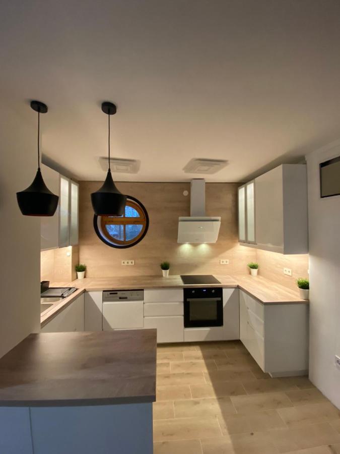 House4U Villa Balatonszemes Luaran gambar