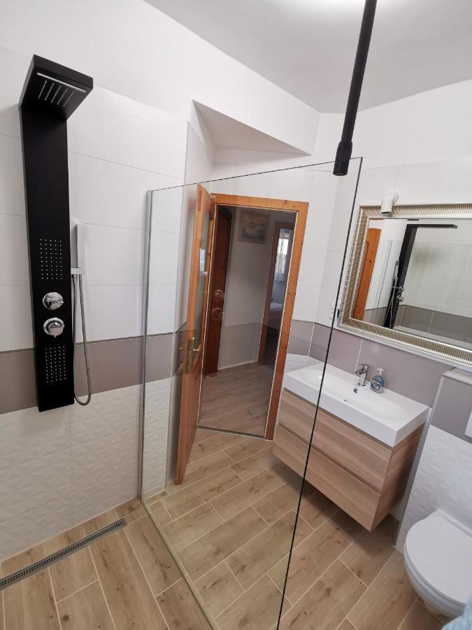 House4U Villa Balatonszemes Luaran gambar